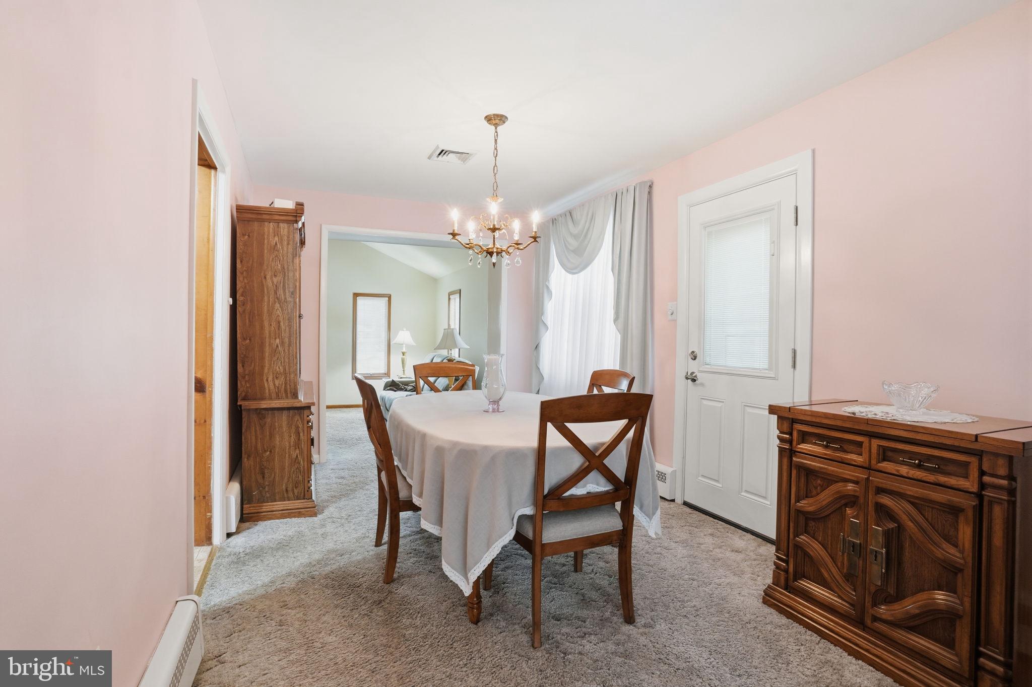 FEASTERVILLE HGTS - Residential