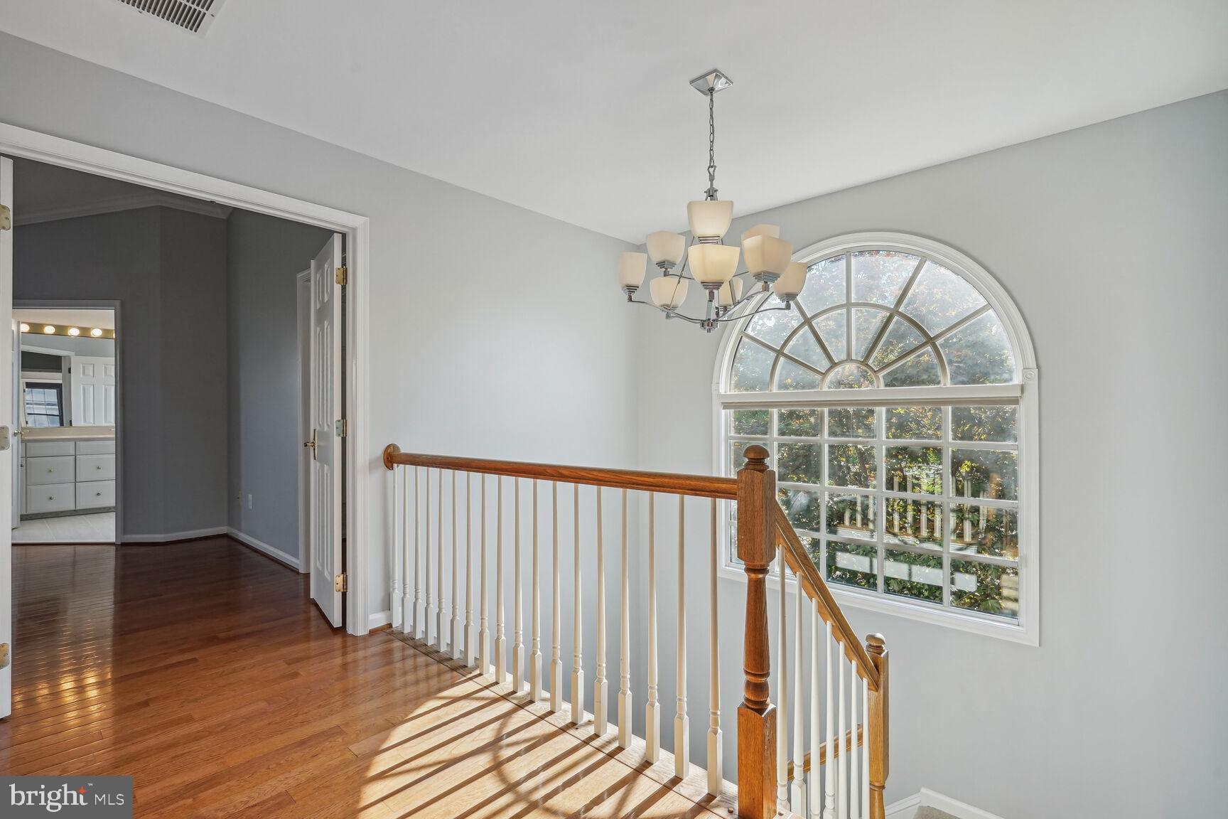 FARMWELL HUNT - Residential