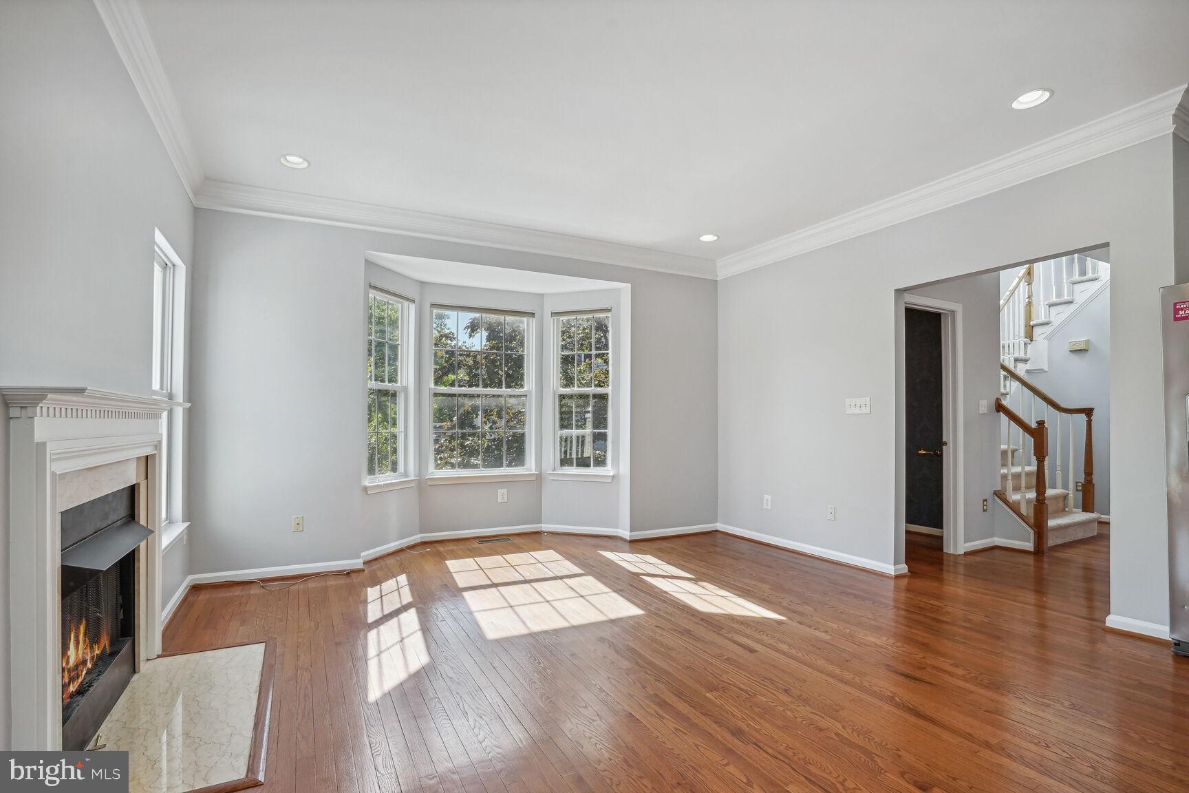 FARMWELL HUNT - Residential