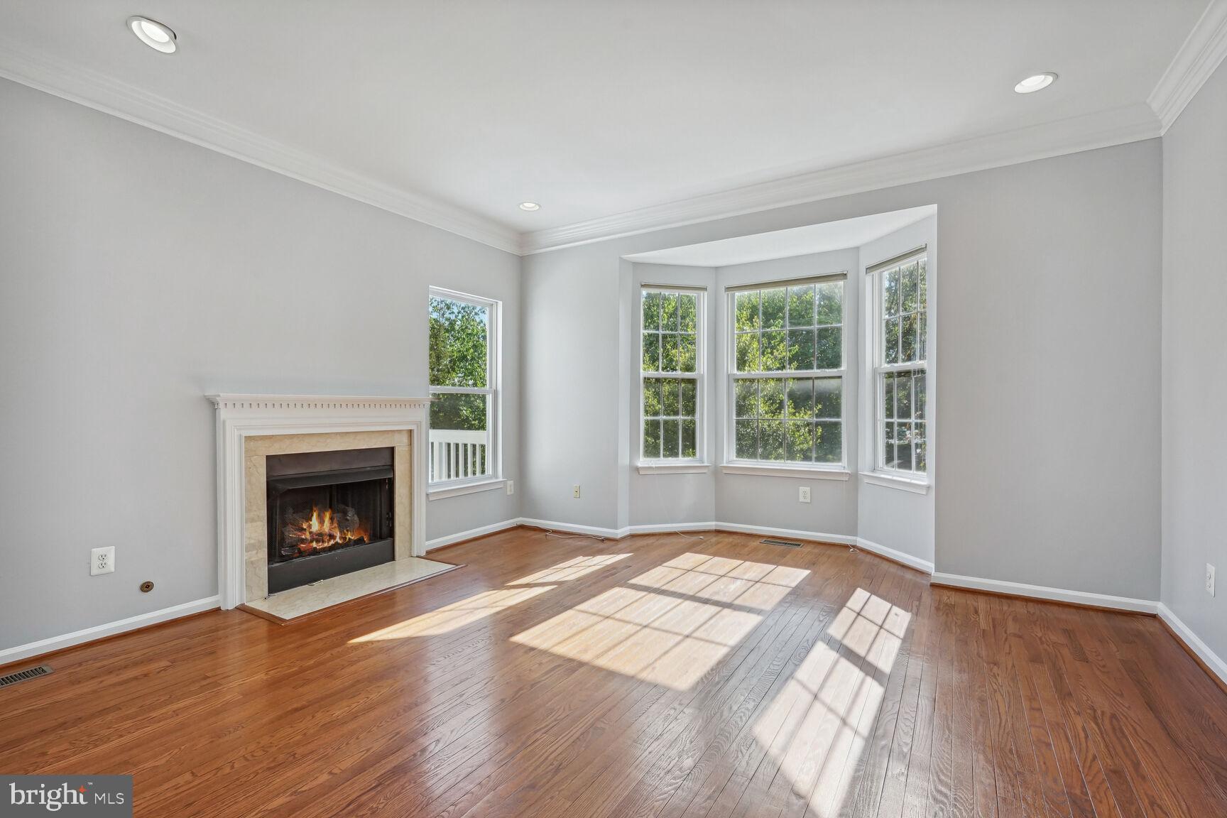 FARMWELL HUNT - Residential