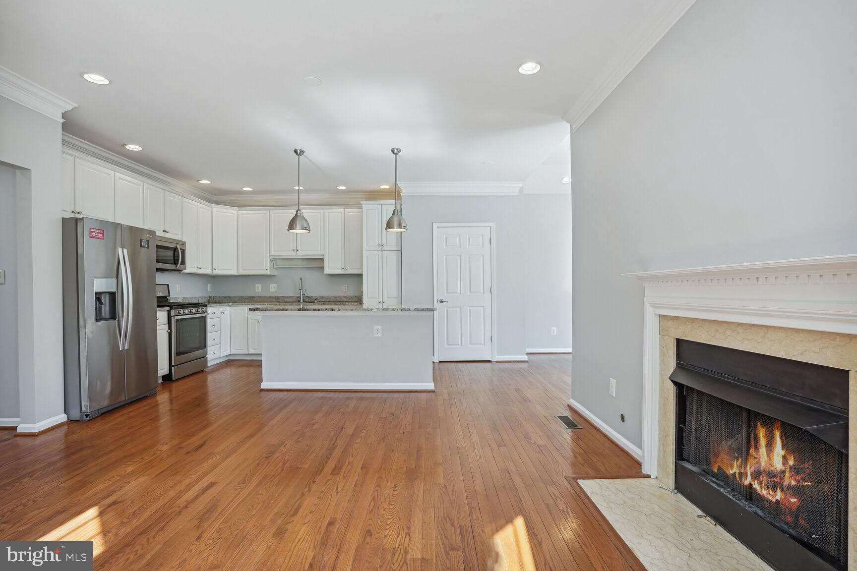 FARMWELL HUNT - Residential