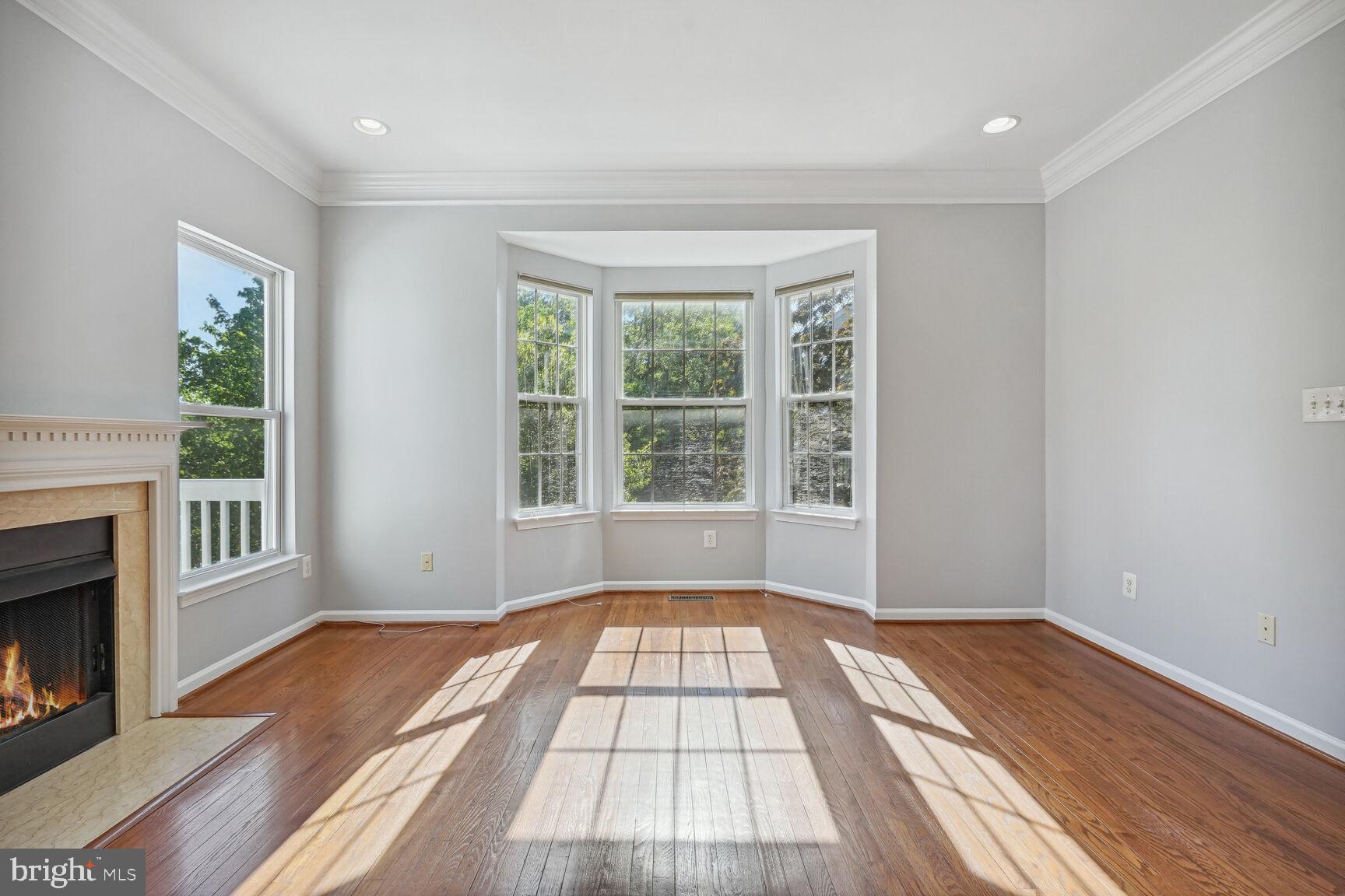 FARMWELL HUNT - Residential