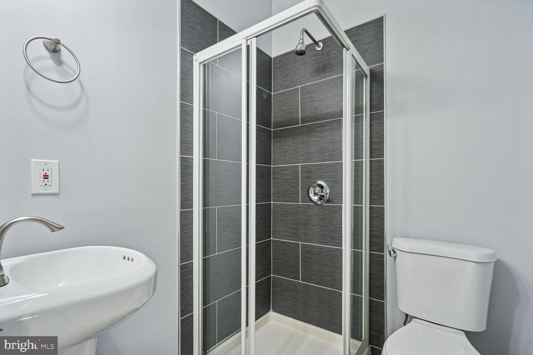 FARMWELL HUNT - Residential