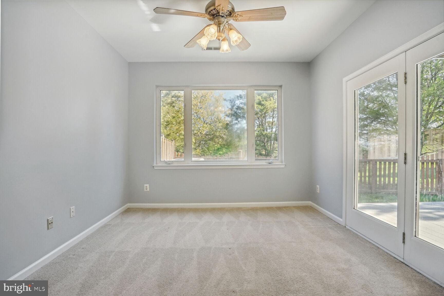 FARMWELL HUNT - Residential