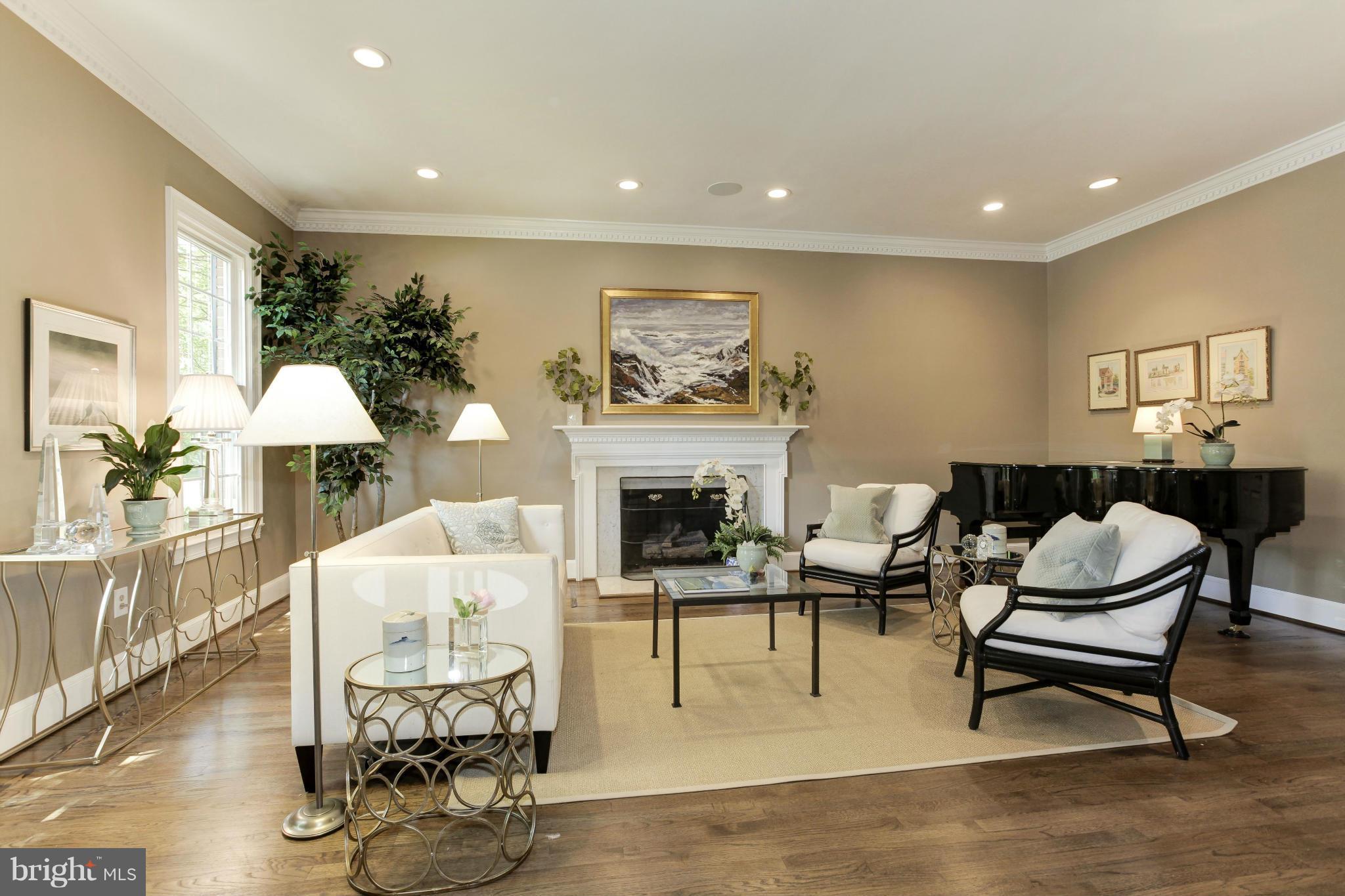 WESTMORELAND HILLS - Residential