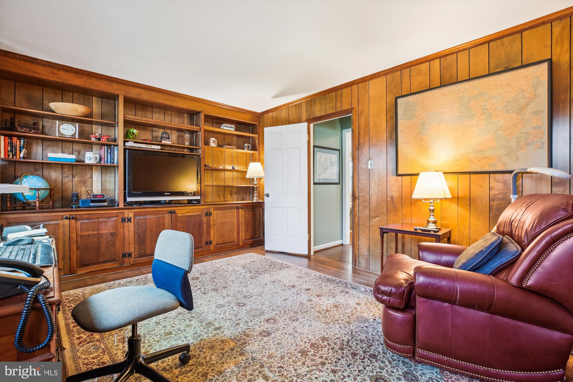 RIVER FALLS - Residential