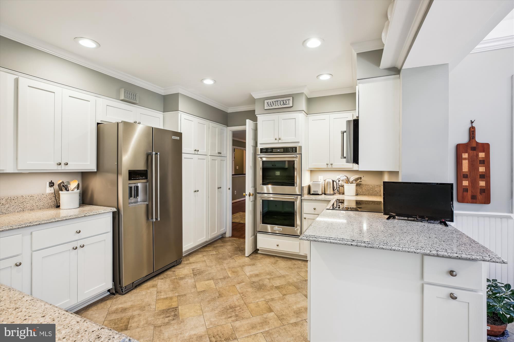 RIVER FALLS - Residential