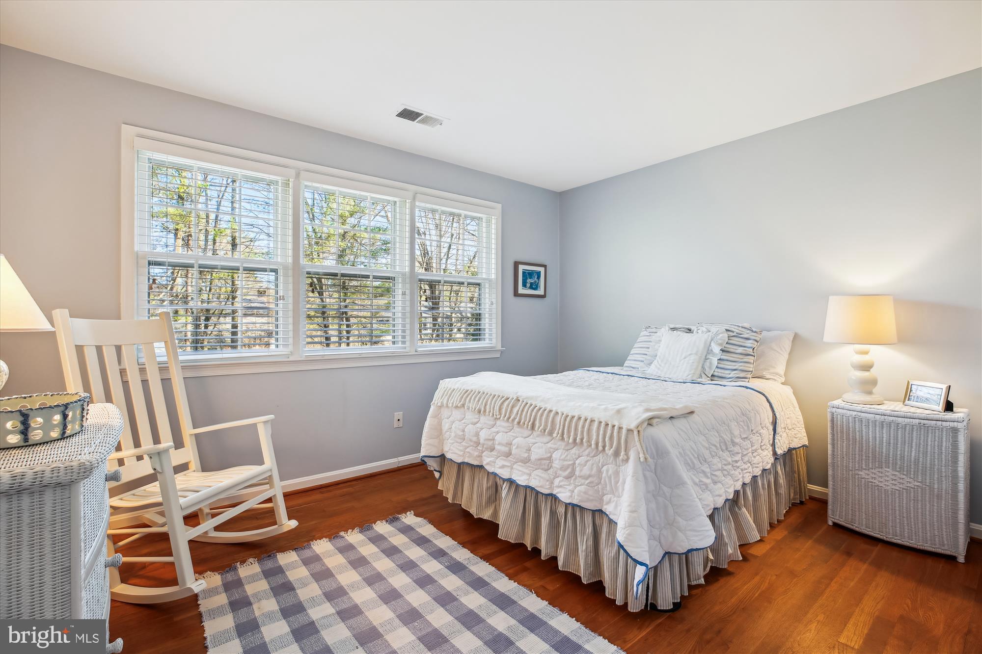 RIVER FALLS - Residential