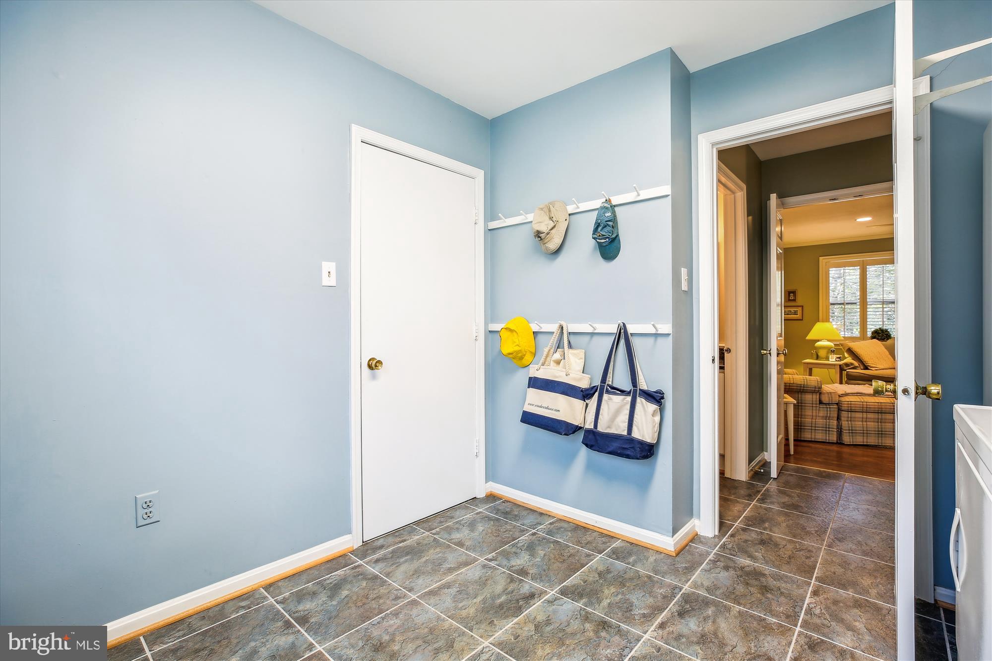 RIVER FALLS - Residential