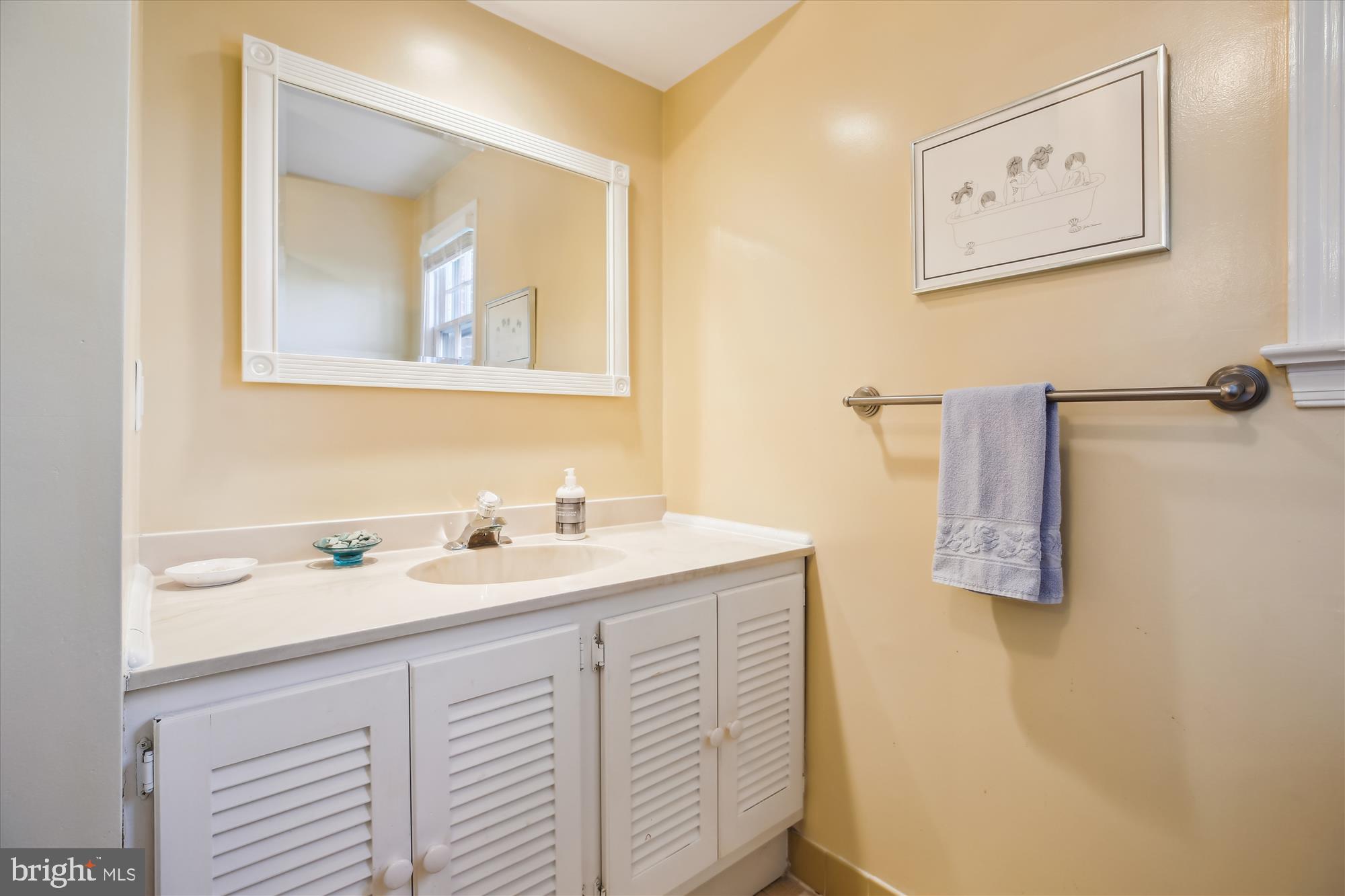 RIVER FALLS - Residential