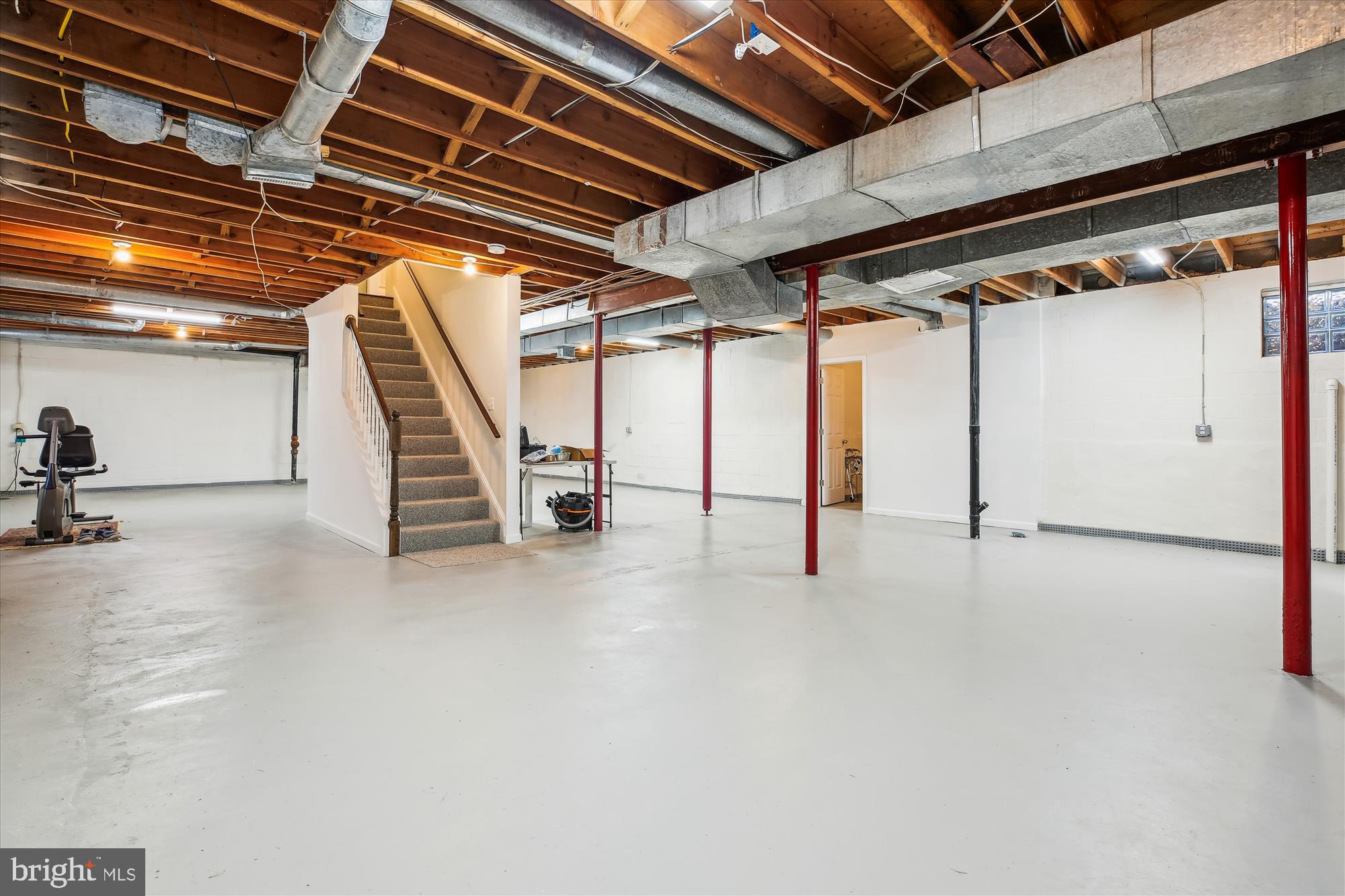 RIVER FALLS - Residential