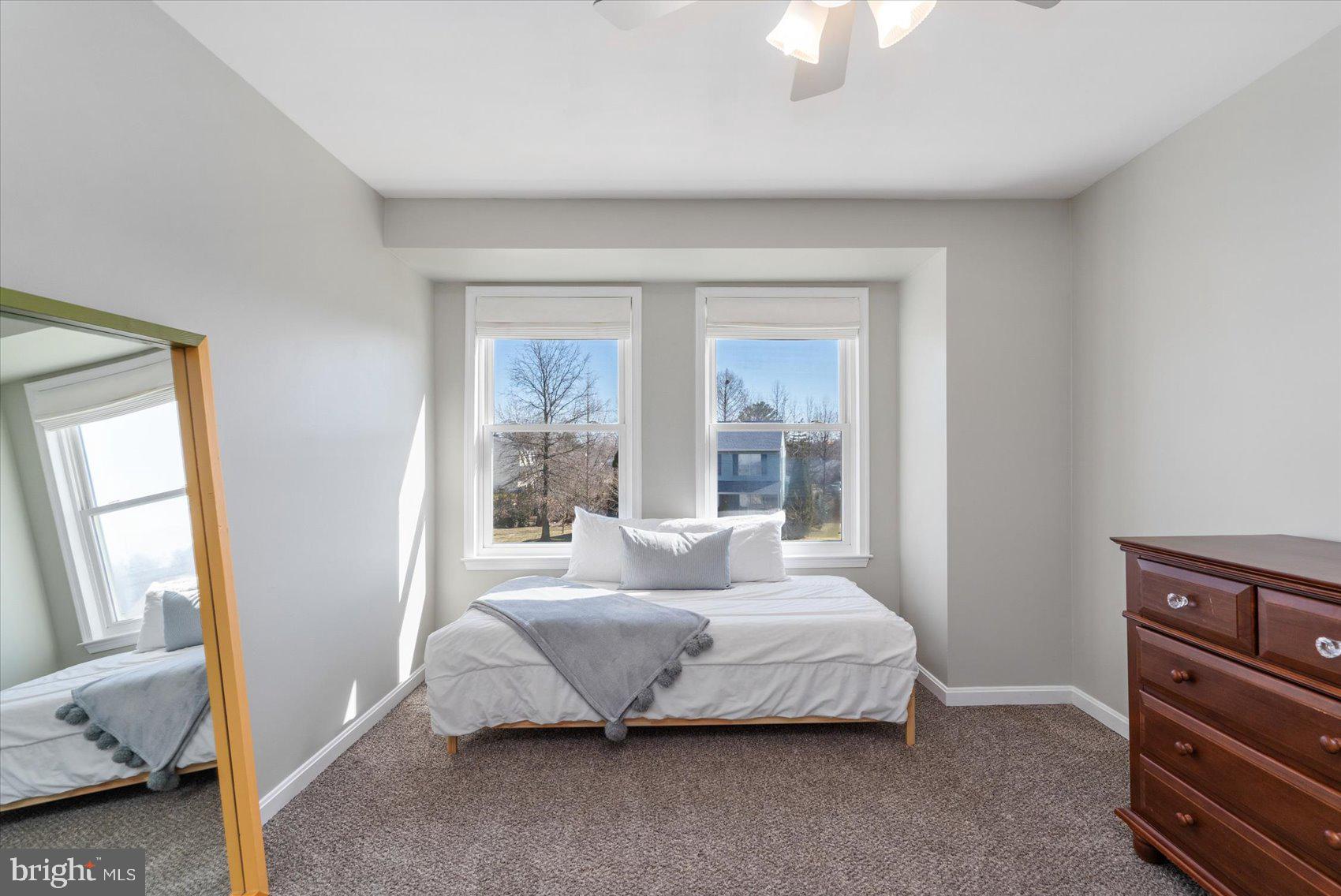 SHARONDALE EAST - Residential