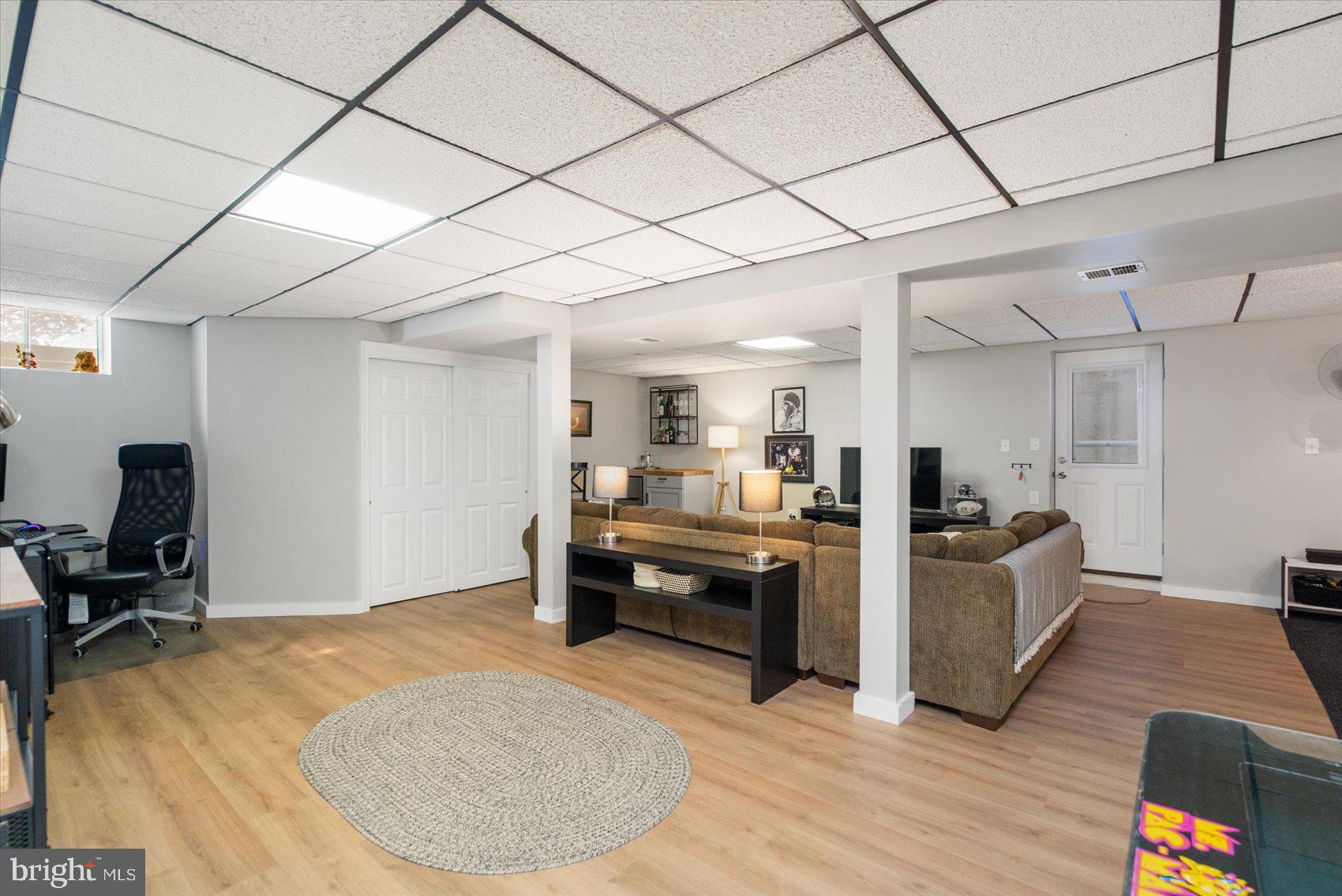 SHARONDALE EAST - Residential