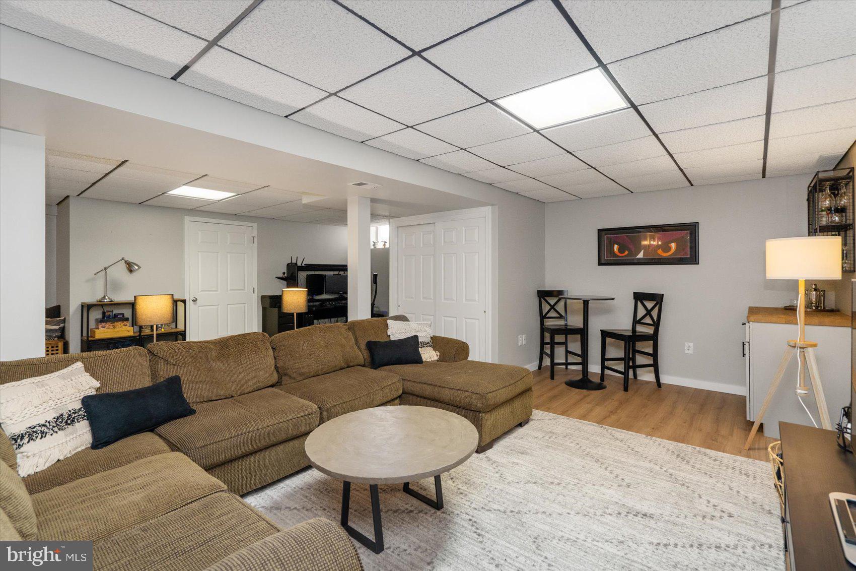 SHARONDALE EAST - Residential