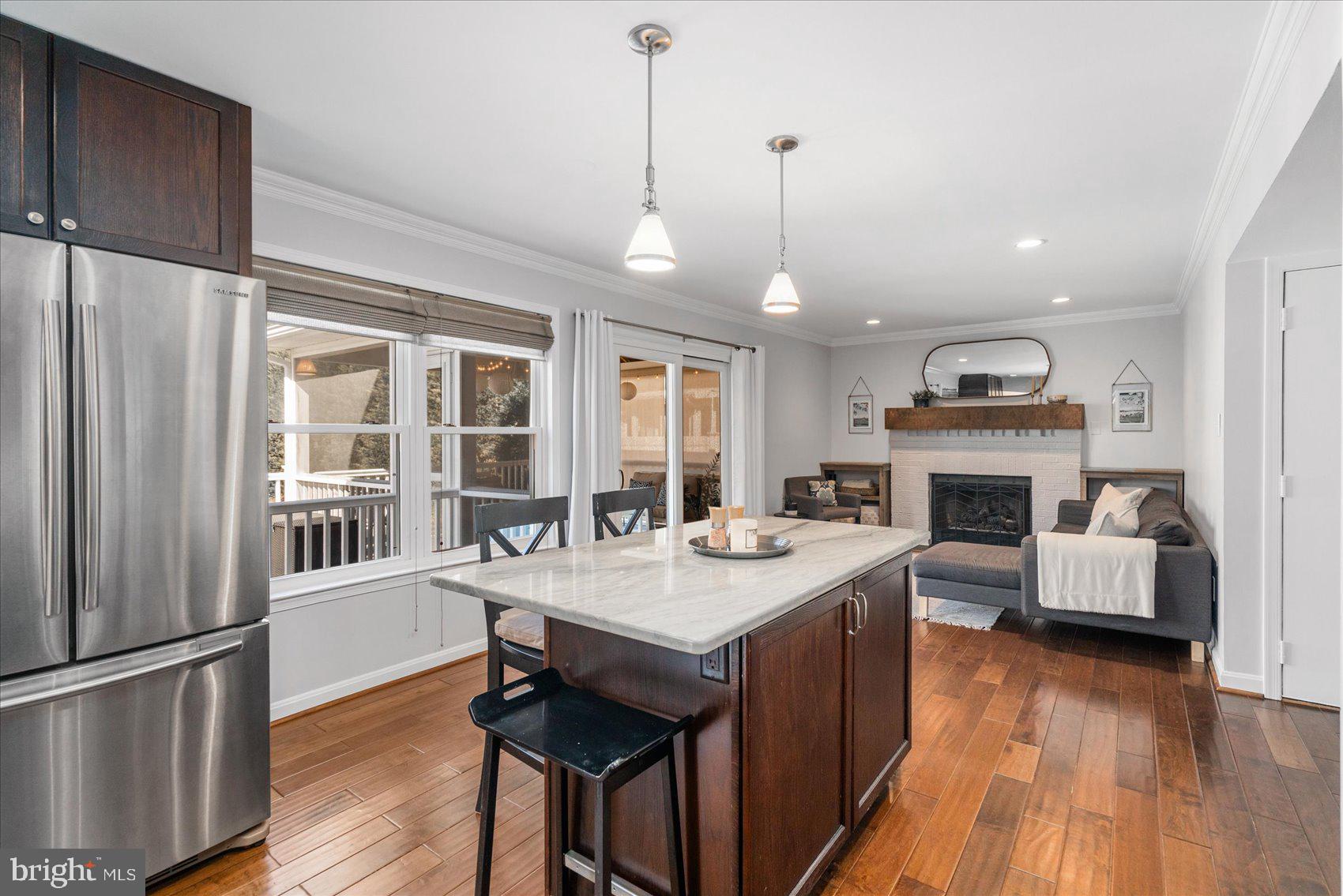 SHARONDALE EAST - Residential