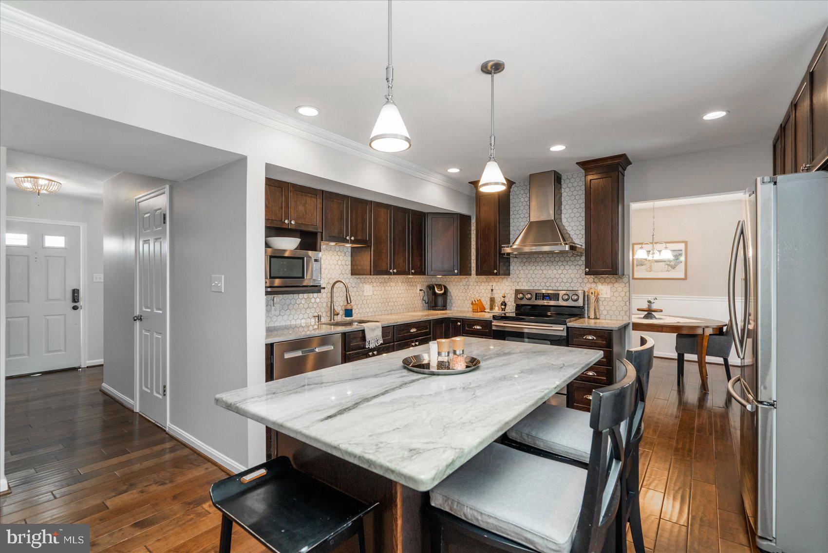 SHARONDALE EAST - Residential