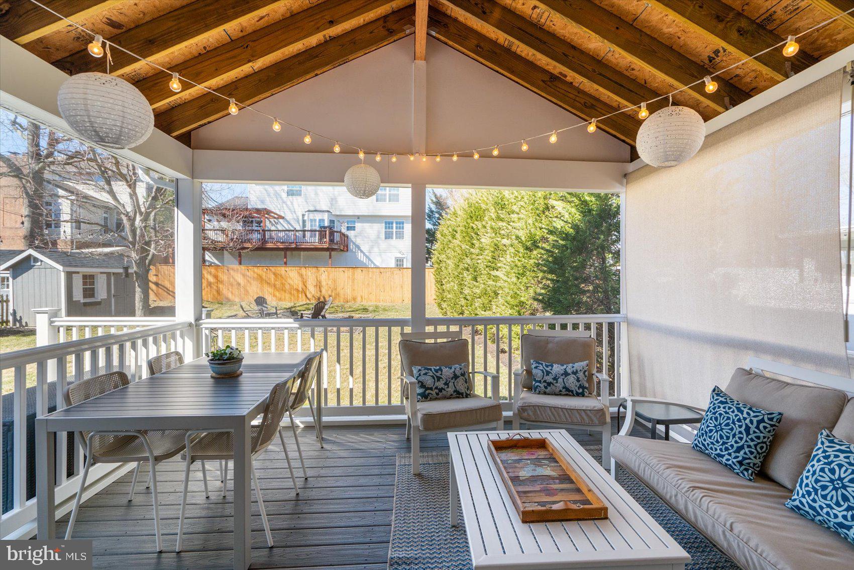 SHARONDALE EAST - Residential