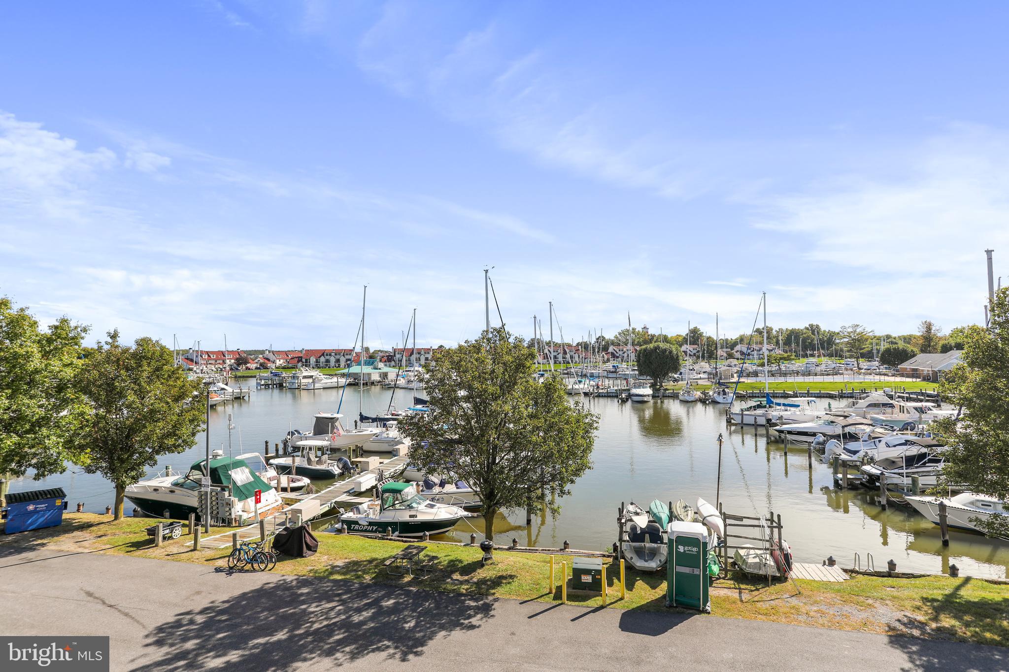 BAYSIDE - Residential