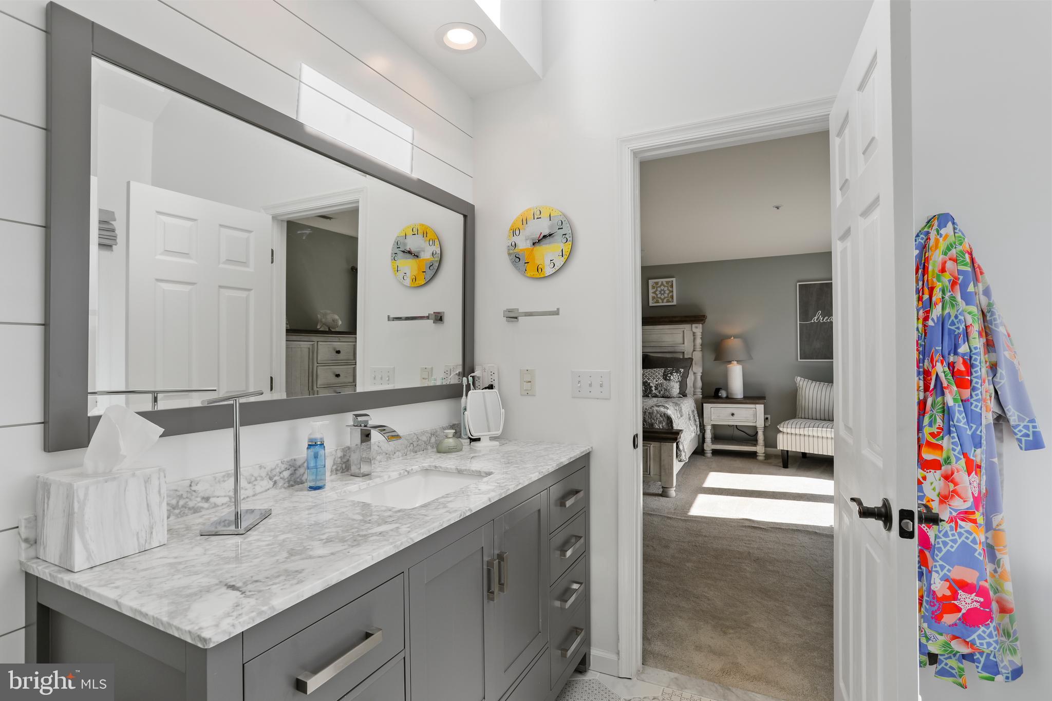 BAYSIDE - Residential