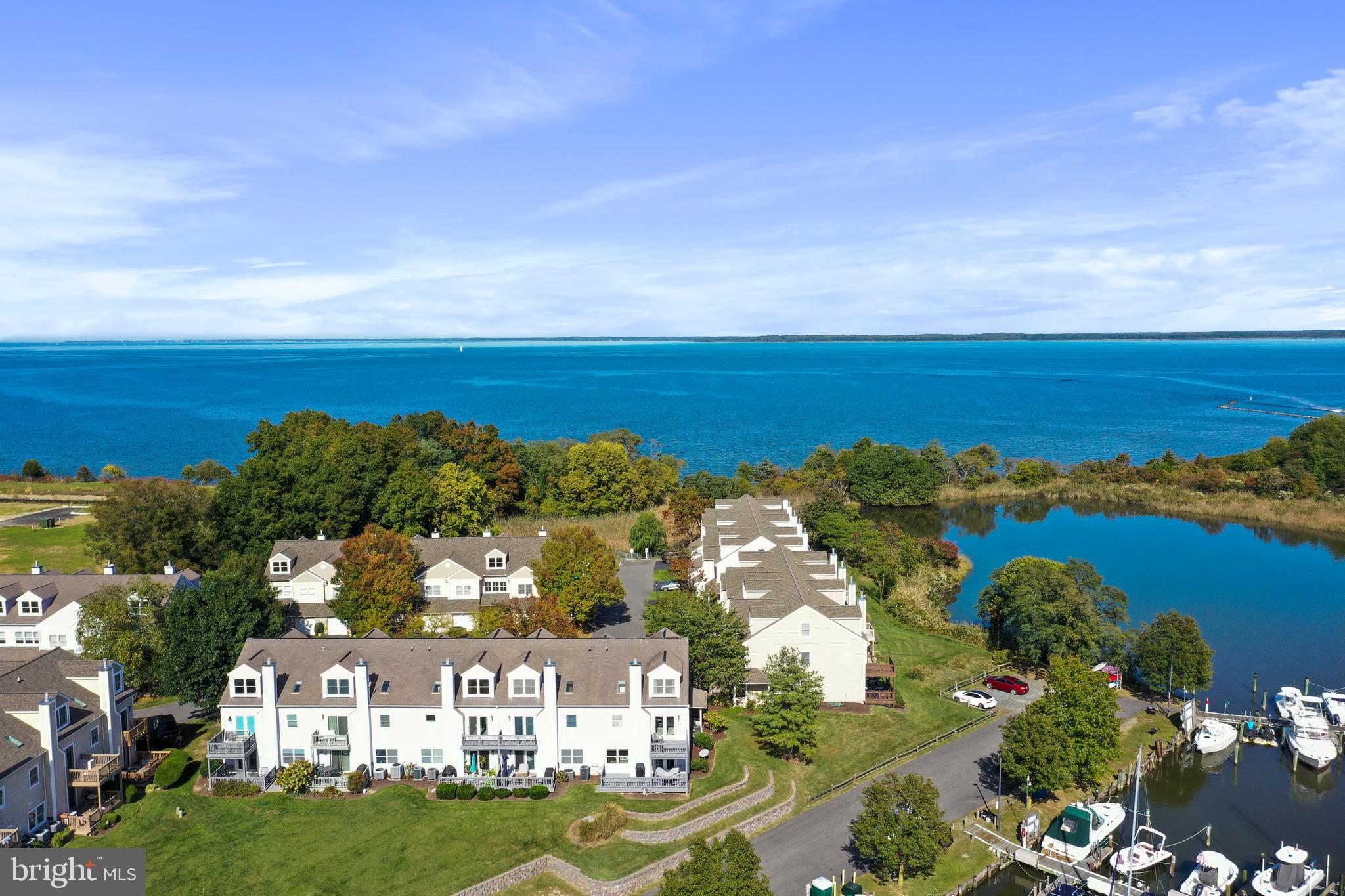 BAYSIDE - Residential