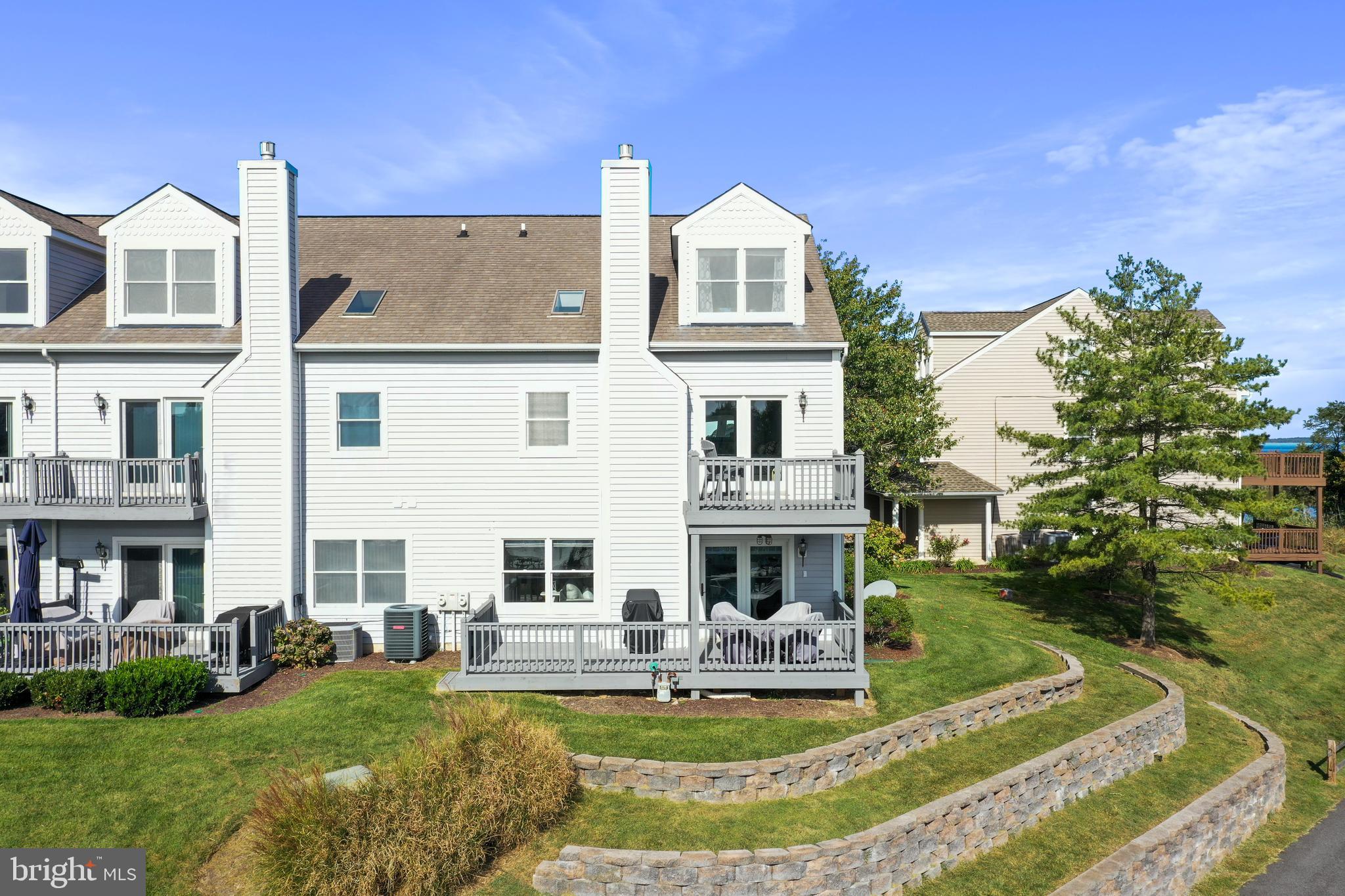 BAYSIDE - Residential