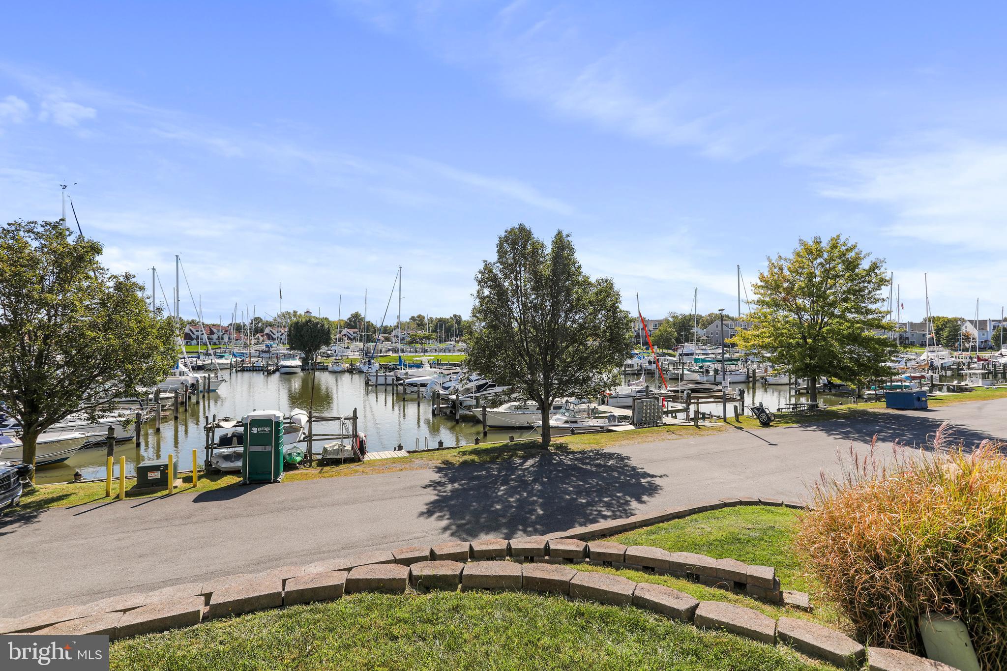 BAYSIDE - Residential