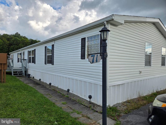 10655 BAILEY SPRINGS LN TRLR 71, WAYNESBORO, PA 17268 - Image e77316f7caa3dcd7bae478eb9f9f39b9/1538203166