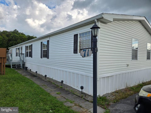Mobile Home For Sale - 10655 Bailey Springs Lane #71<br/> WAYNESBORO, PA 17268