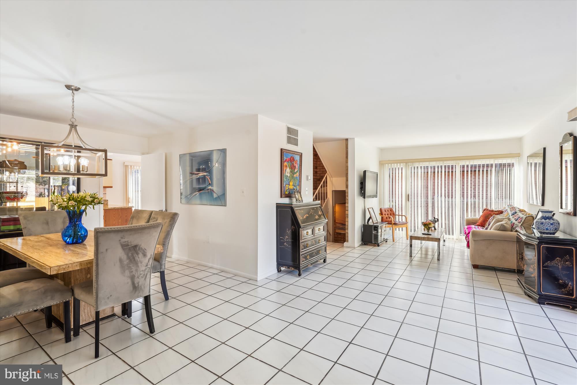 BRISTOW VILLAGE - Residential