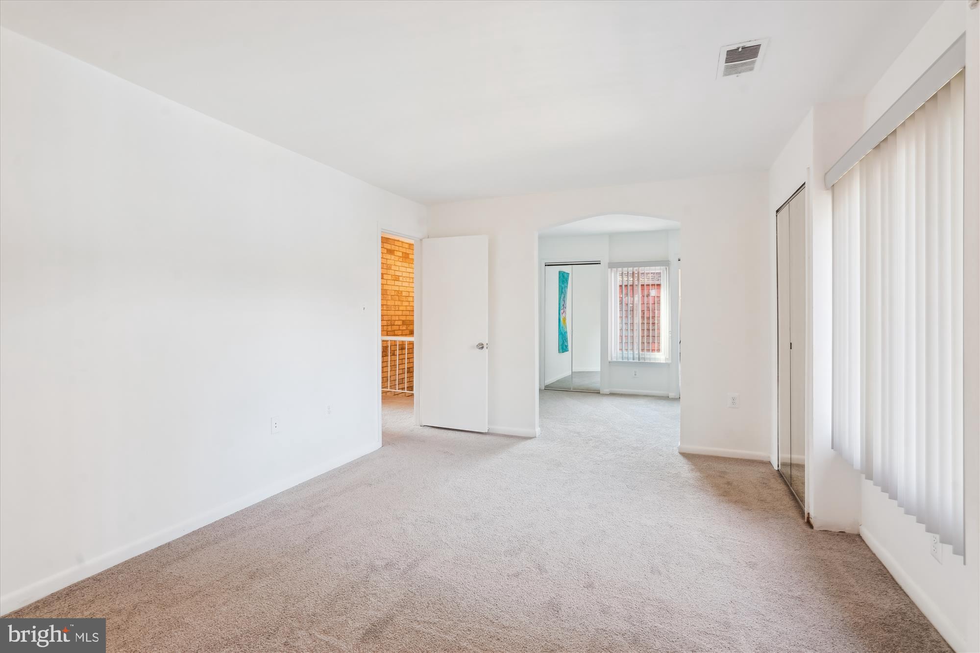 BRISTOW VILLAGE - Residential