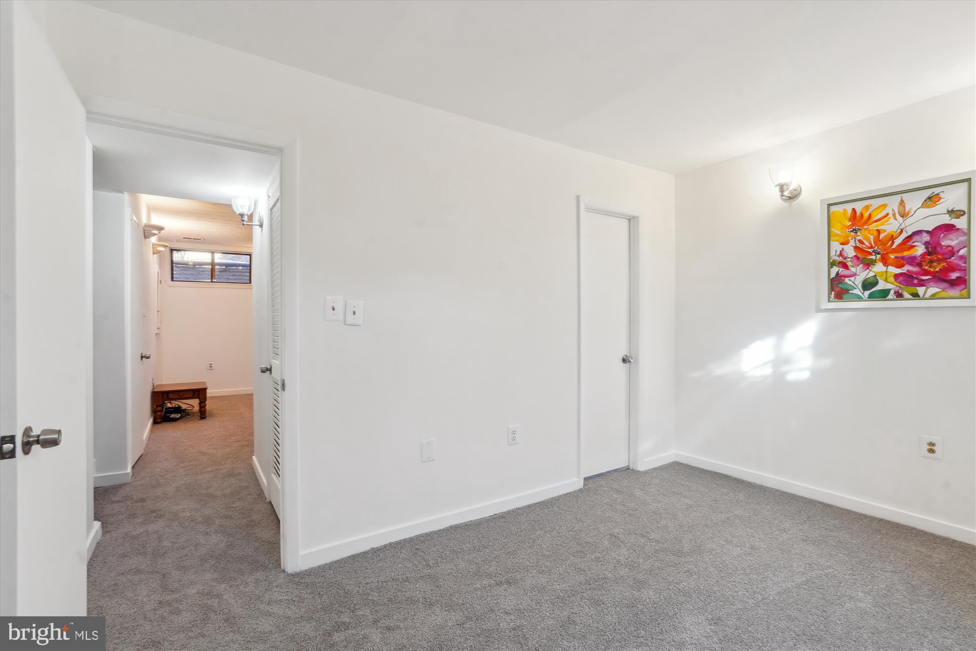BRISTOW VILLAGE - Residential