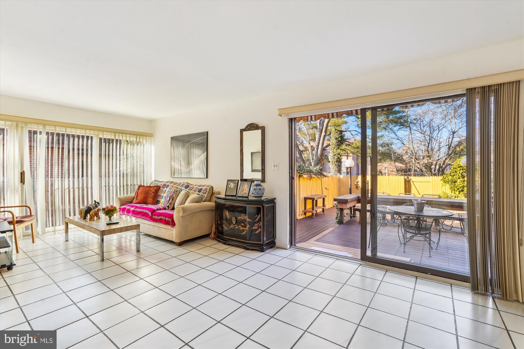 BRISTOW VILLAGE - Residential