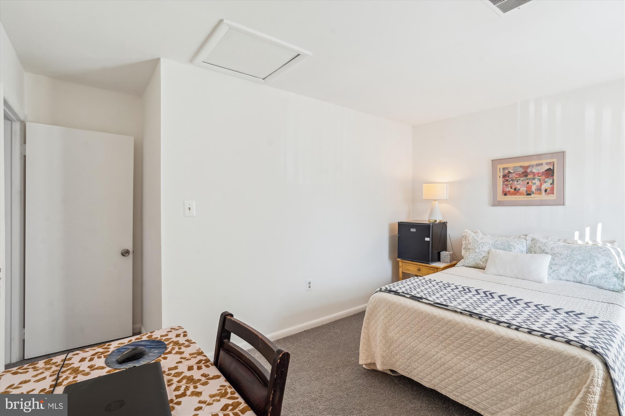 BRISTOW VILLAGE - Residential