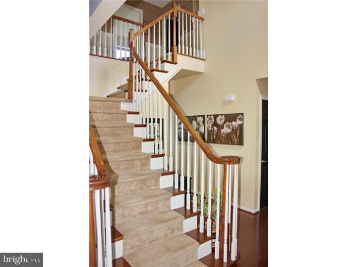 HAWTHORNE ESTATES - Residential