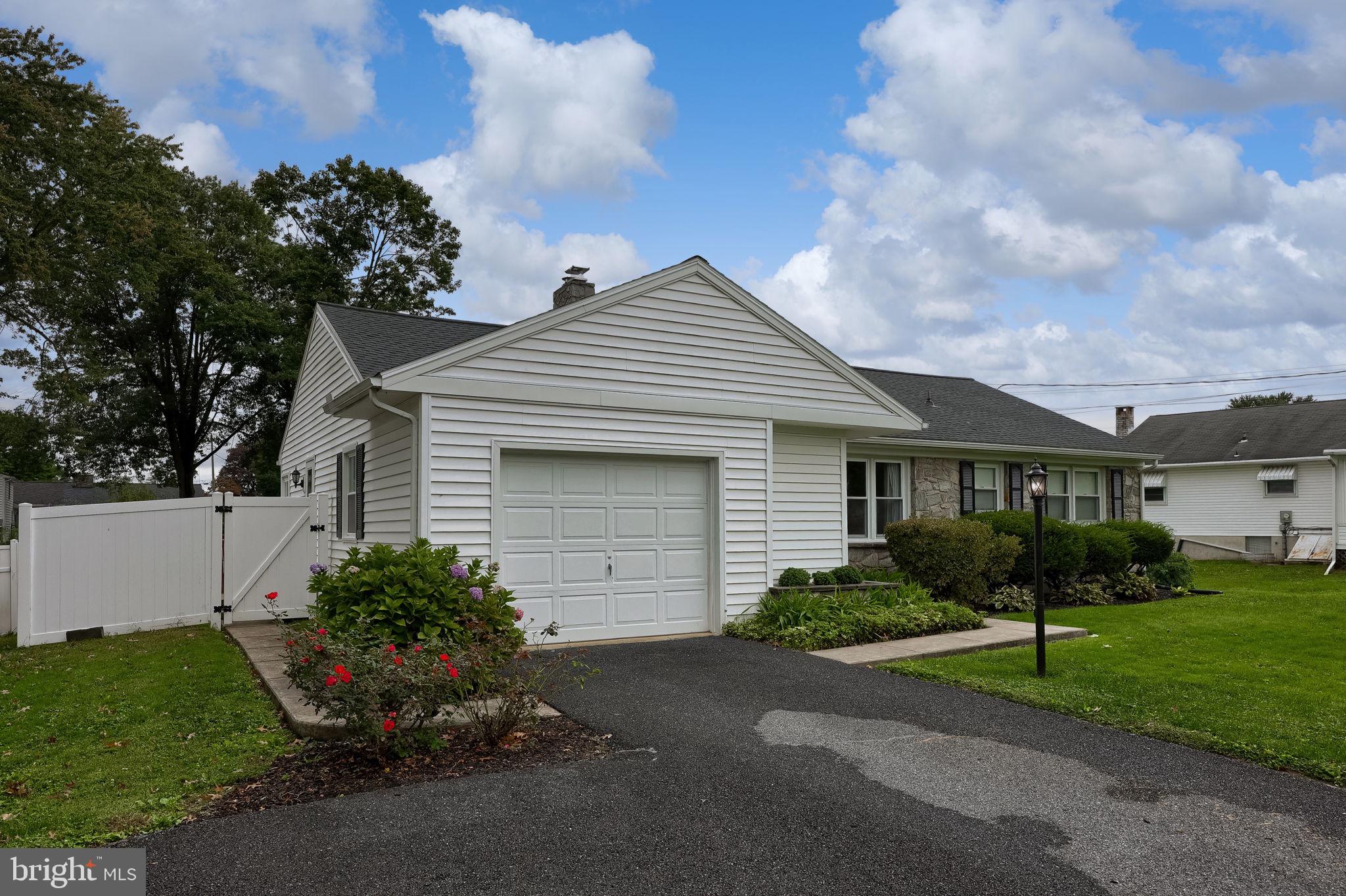 2197 VEUMONT DRIVE