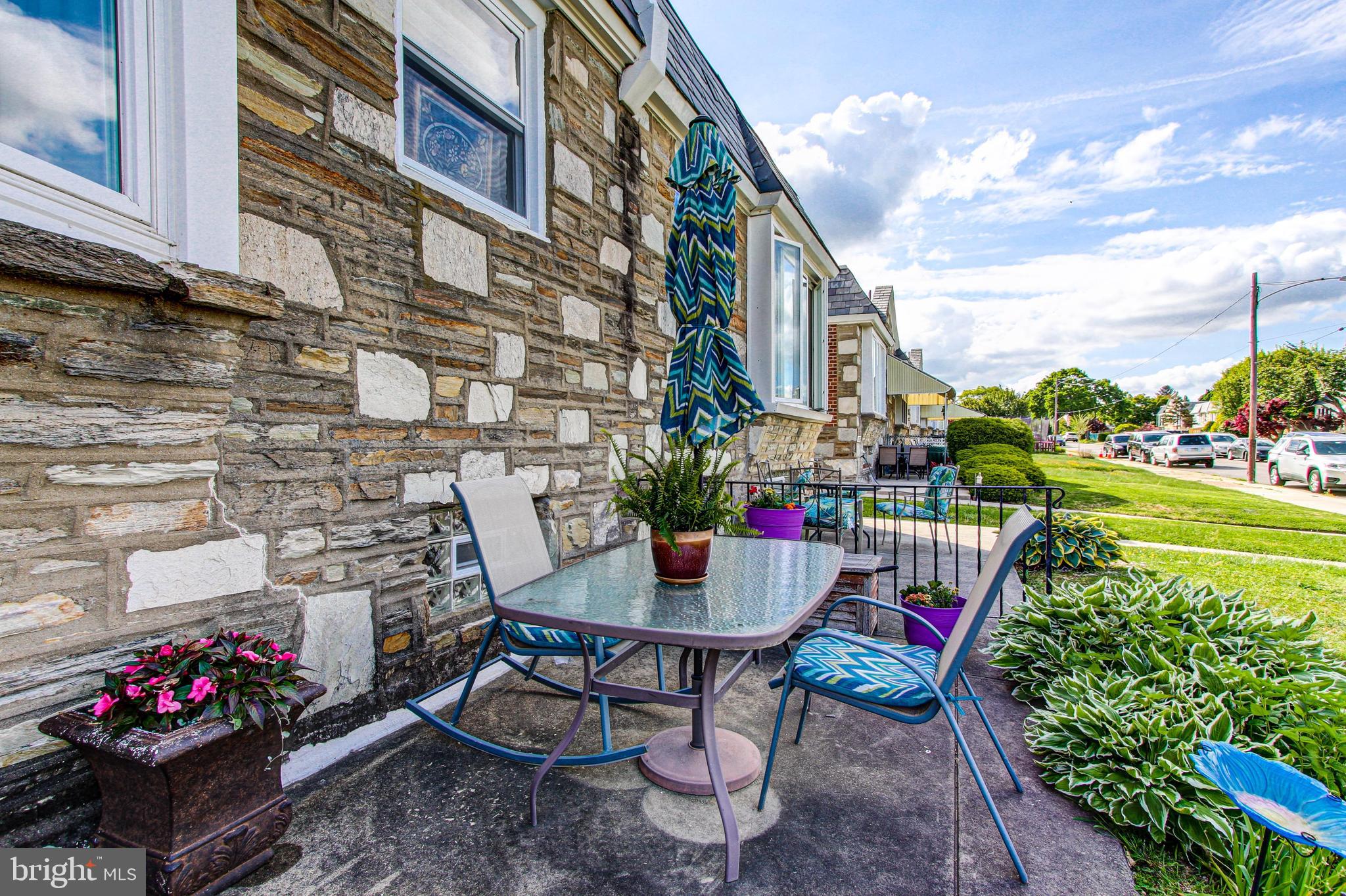 FOX CHASE - Residential