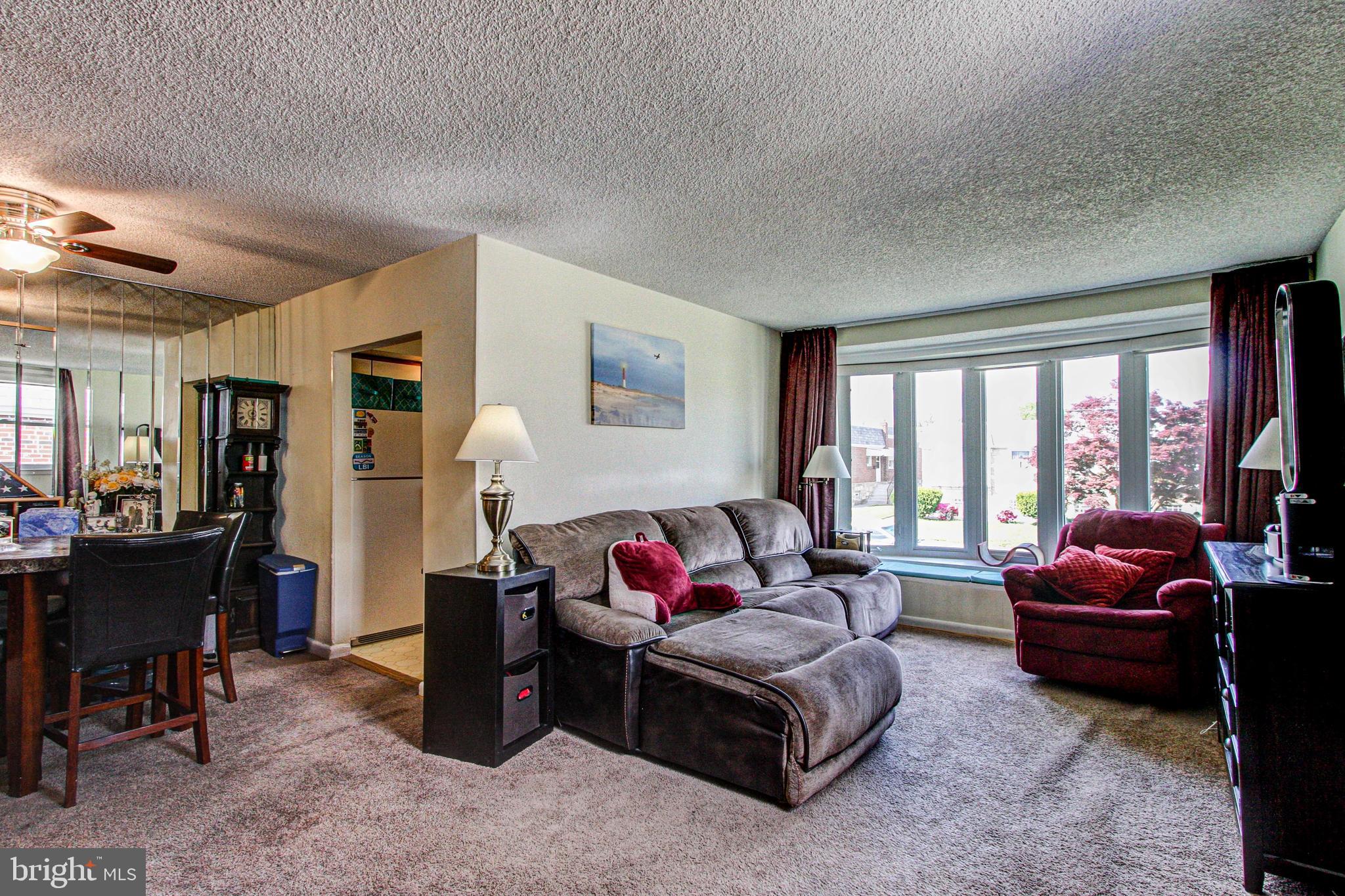 FOX CHASE - Residential