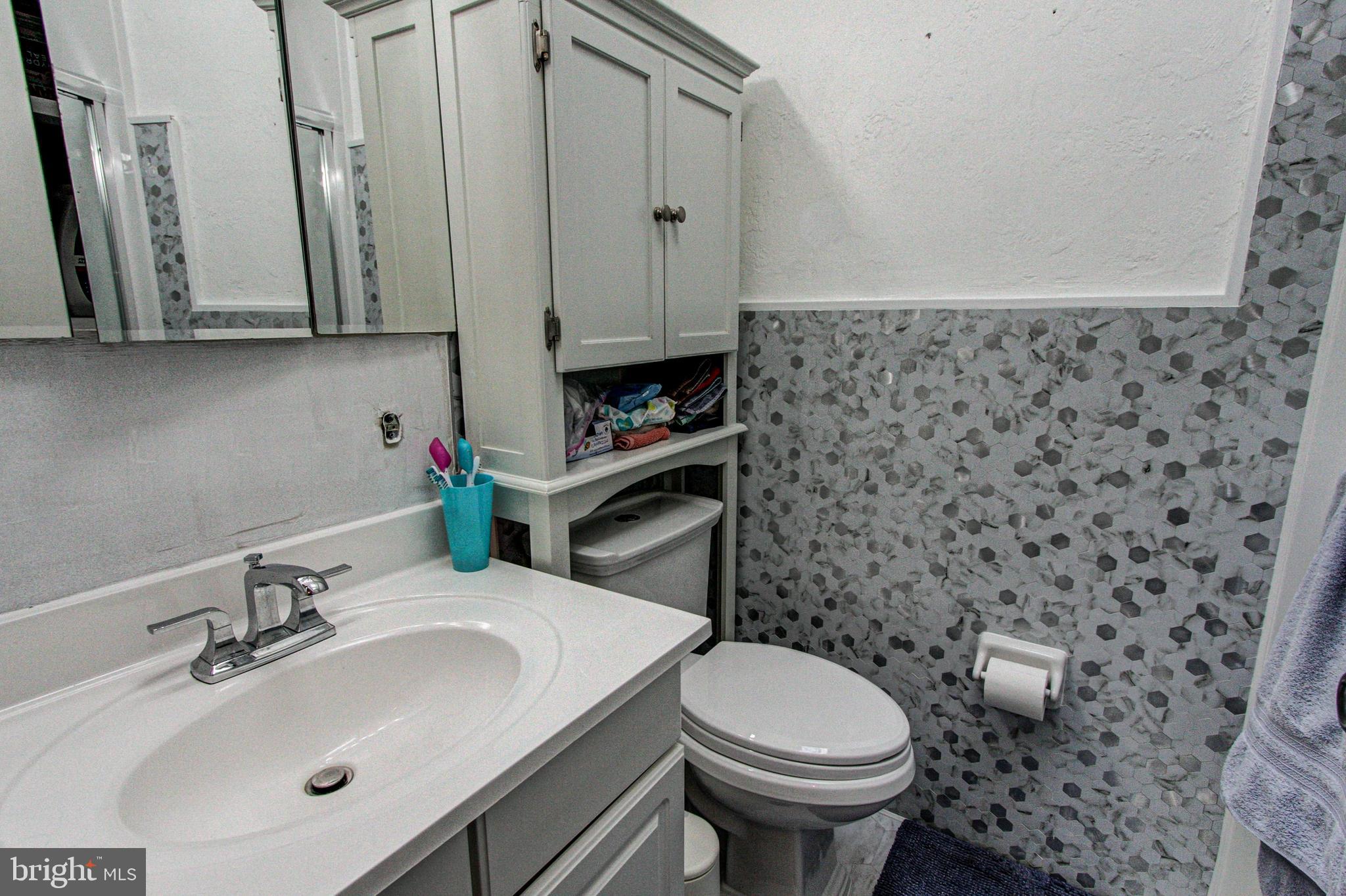 FOX CHASE - Residential