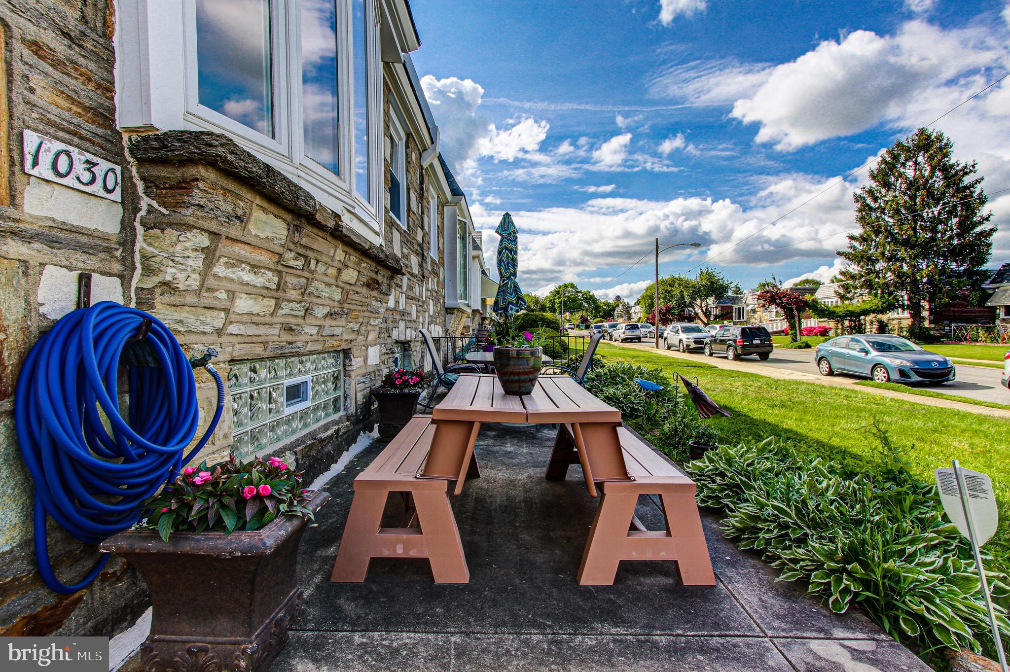 FOX CHASE - Residential