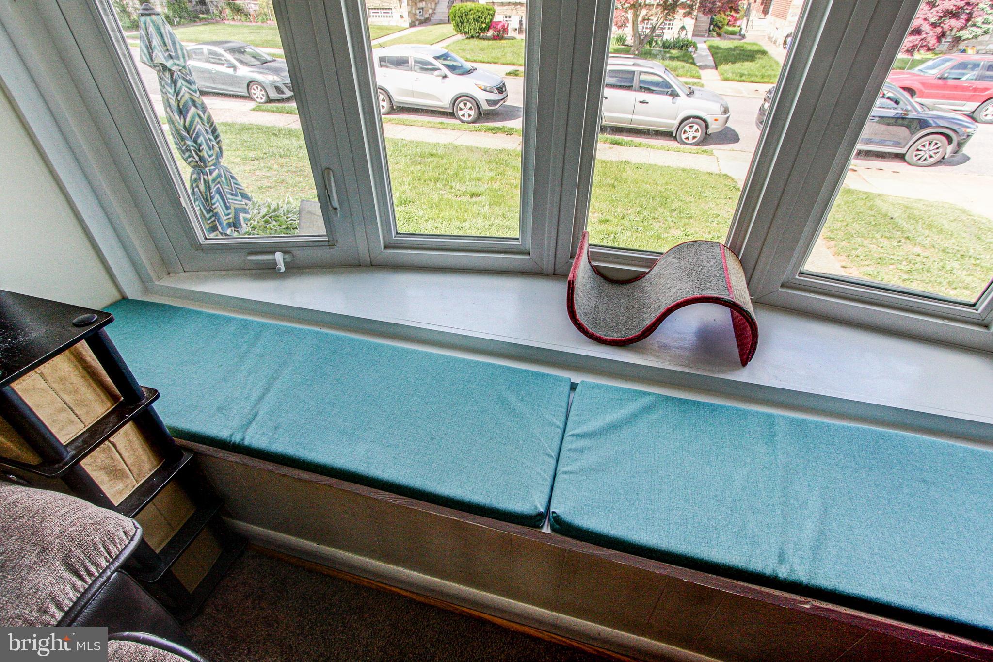 FOX CHASE - Residential