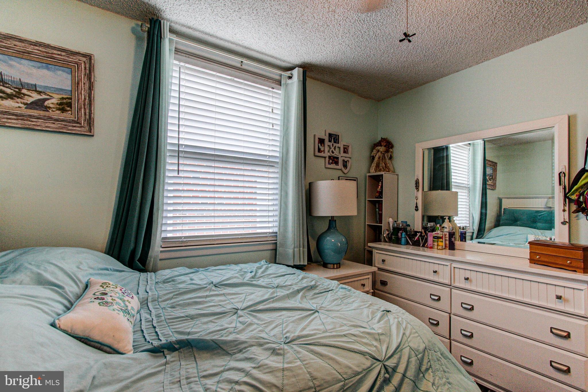 FOX CHASE - Residential