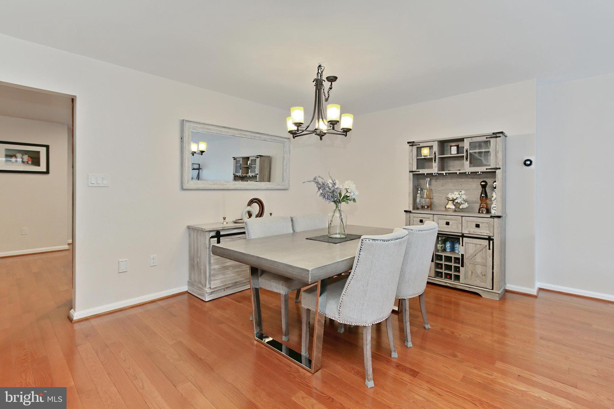 OLDE OAK RIDGE - Residential