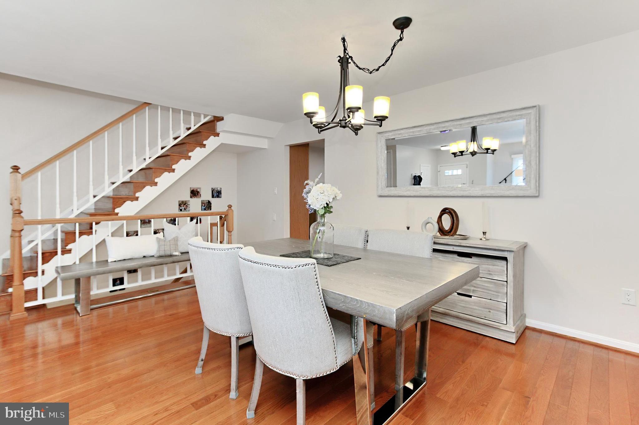 OLDE OAK RIDGE - Residential