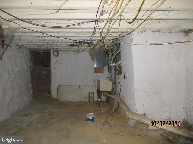 WEST PHILADELPHIA - Residential