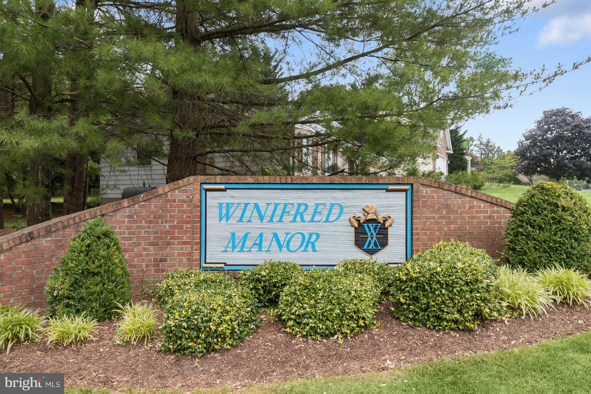WINIFRED MANOR - Residential