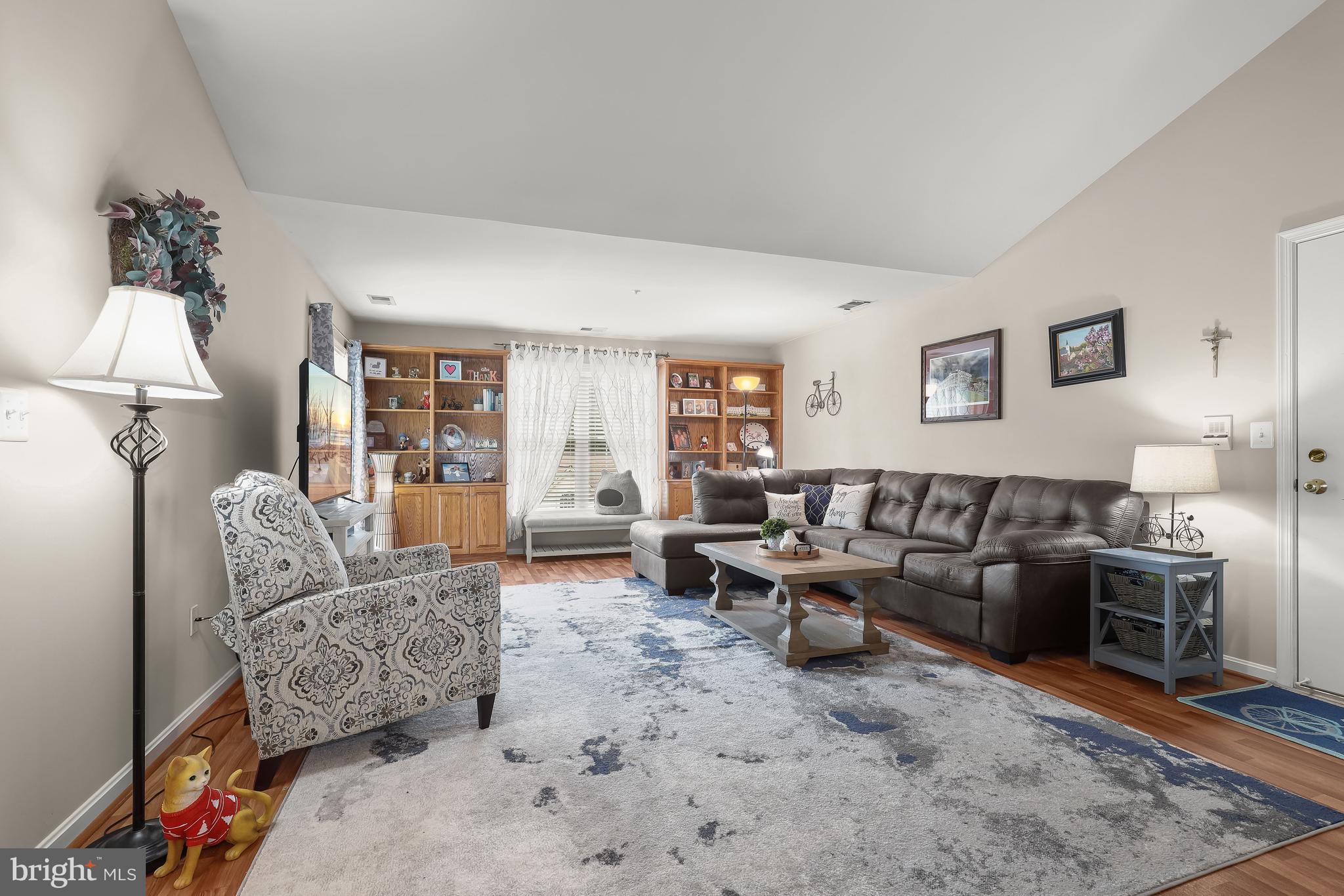 WINIFRED MANOR - Residential