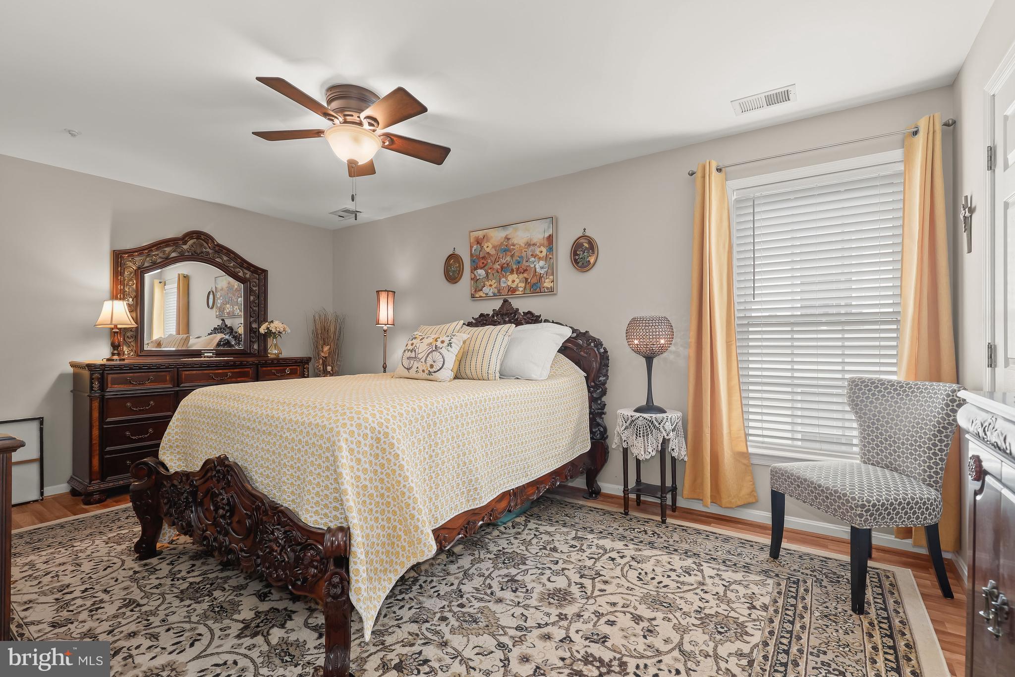 WINIFRED MANOR - Residential