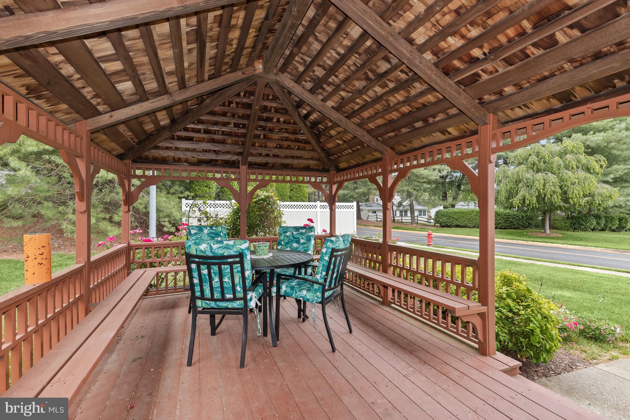 WINIFRED MANOR - Residential