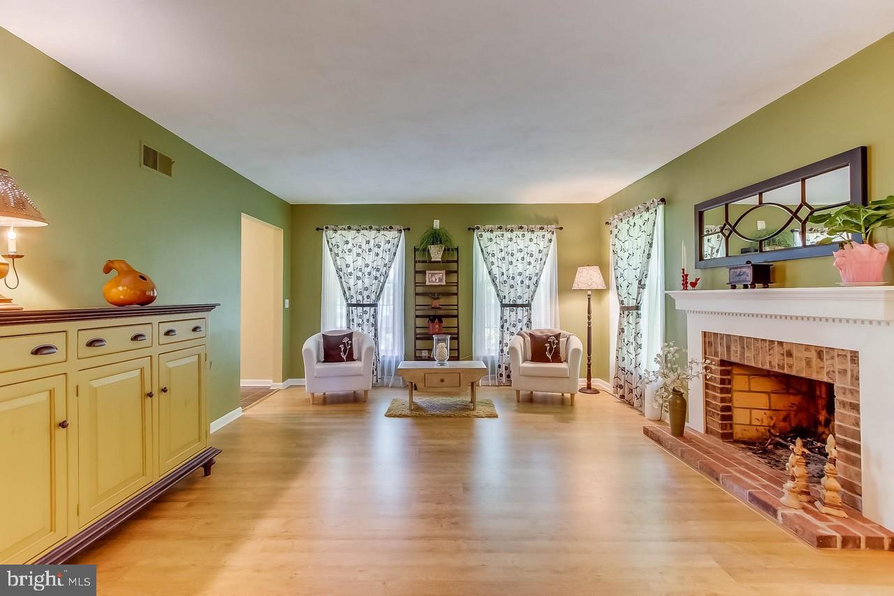 ROCKY RIDGE - Residential