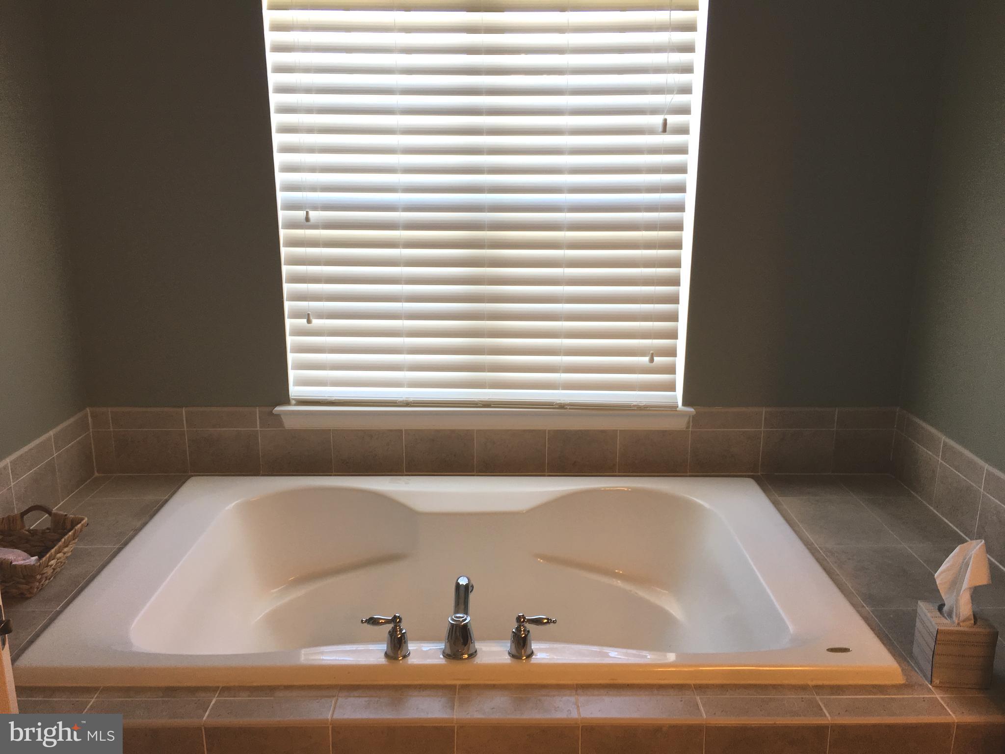 VILLAGE OF IDLEWILD - Residential Lease